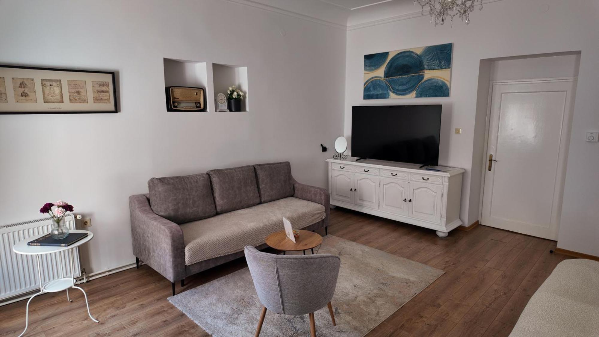 Luxury Apartment In Center Of Загреб Екстериор снимка